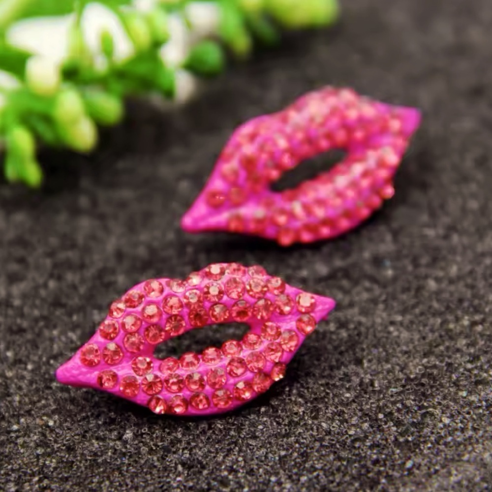 New pink, silver sexy lips, stud earrings w AB rhinestones 2.23 N